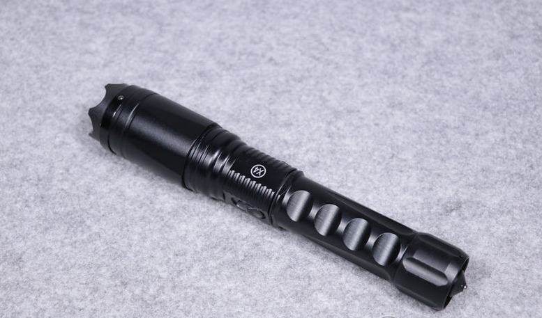 如何防御電擊棍？怎么防止被電擊棍誤傷？